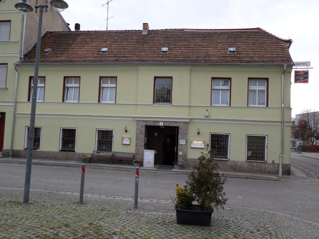 Hotel Zur Sonne Cottbus Esterno foto